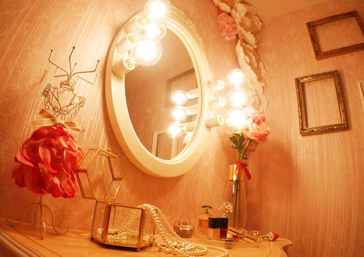 兵庫・神戸三宮でおすすめの大手チャットレディ事務所「アリュール神戸三宮店」の店内写真。