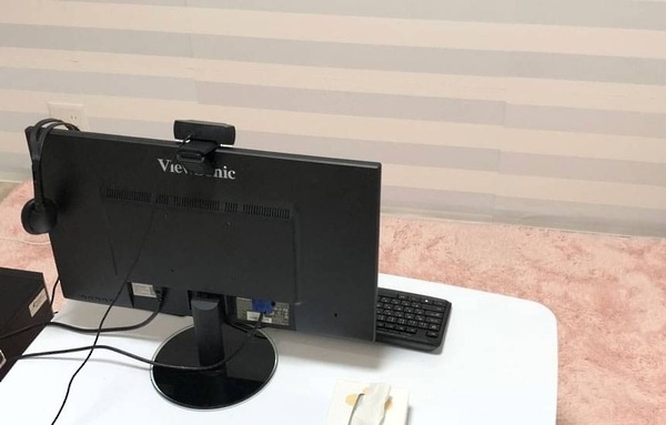 愛知でおすすめの大手チャットレディ事務所「アリアチャット名古屋店」の店内写真。