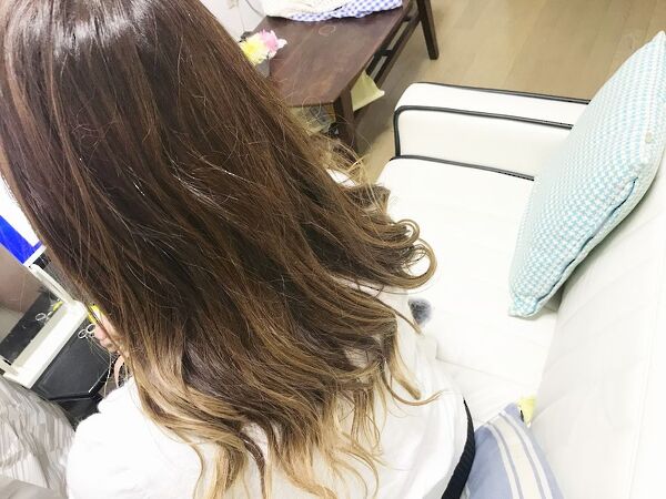 福岡・天神でおすすめの大手チャットレディ事務所「アリアチャット福岡店」の店内写真。