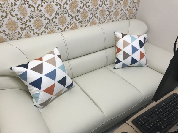 神奈川・横浜関内でおすすめの大手チャットレディ事務所「アリアチャット横浜関内店」の店内写真。