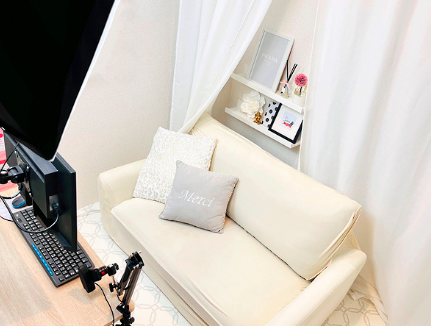 宮城・仙台でおすすめの大手チャットレディ事務所「アリアチャット仙台店」の店内写真。