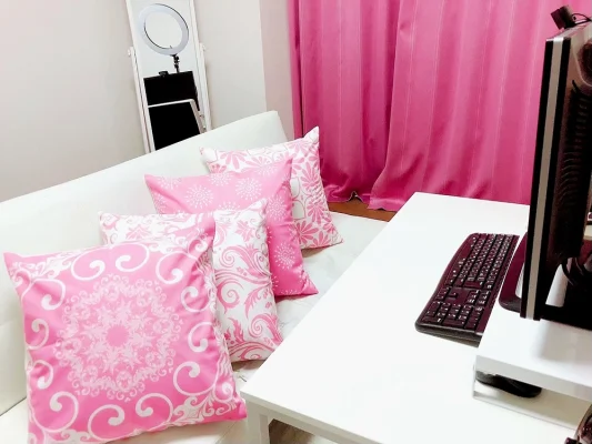 千葉・柏でおすすめの大手チャットレディ事務所「チャットレディJP柏東口店」の店内写真。