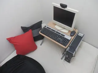 福岡・博多でおすすめの大手チャットレディ事務所「チャットレディJP博多駅東口店」の店内写真。