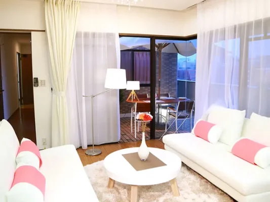 福岡・天神でおすすめの大手チャットレディ事務所「チャットレディJP天神2号店」の店内写真。