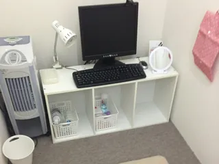 北海道・函館でおすすめの大手チャットレディ事務所「チャットレディJP函館本通店」の店内写真。