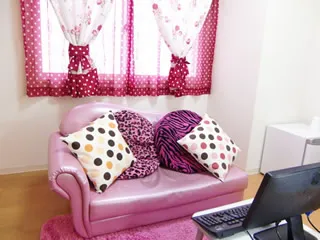 北海道・狸小路でおすすめの大手チャットレディ事務所「チャットレディJP狸小路店」の店内写真。