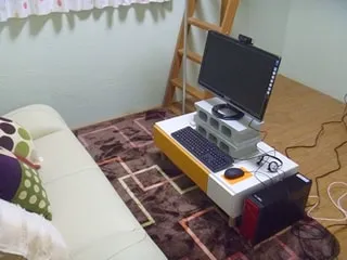 沖縄・首里でおすすめの大手チャットレディ事務所「チャットレディJP与那原町店」の店内写真。