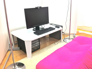 大阪・西中島でおすすめの大手チャットレディ事務所「チャットレディJP西中島店」の店内写真。