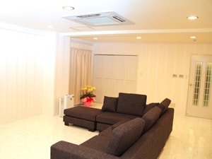 東京・渋谷でおすすめの大手チャットレディ事務所「チャットレディJP渋谷TLI1号店」の店内写真。