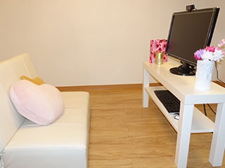 東京・三軒茶屋でおすすめの大手チャットレディ事務所「チャットレディJP三軒茶屋店」の店内写真。