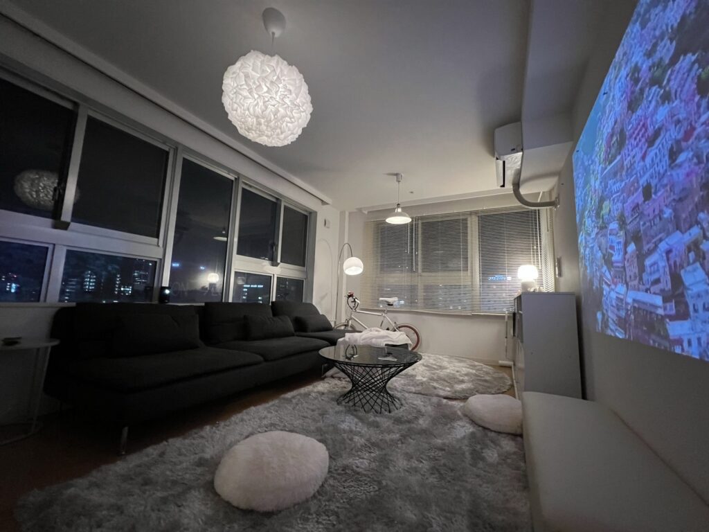 愛知でおすすめの大手チャットレディ事務所「CHATSTYLE金山店」の店内写真。