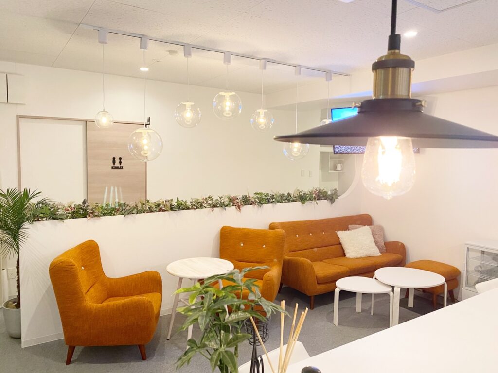 愛知でおすすめの大手チャットレディ事務所「CHATSTYLE名古屋店」の店内写真。