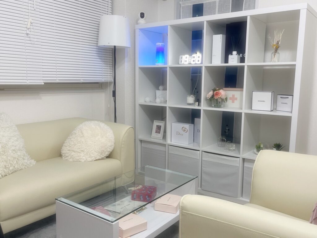 千葉でおすすめの大手チャットレディ事務所「CHATSTYLE千葉店」の店内写真。