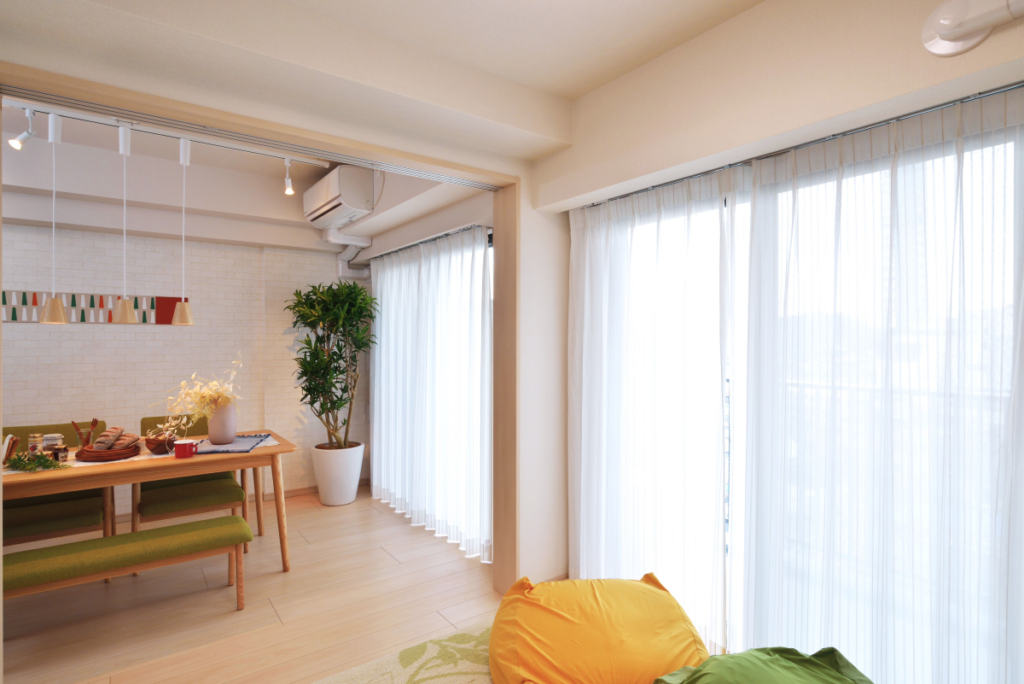 埼玉・飯能でおすすめの大手チャットレディ事務所「CHATSTYLE飯能店」の店内写真。