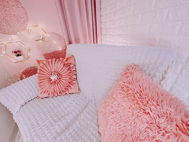 愛知でおすすめの大手チャットレディ事務所「ライバーサポートグループ名古屋駅前店」の店内写真。