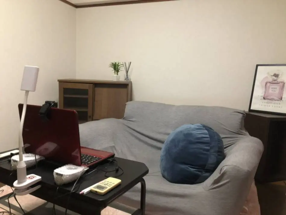 福岡・八幡でおすすめの大手チャットレディ事務所「ライバーサポートグループ八幡店」の店内写真。