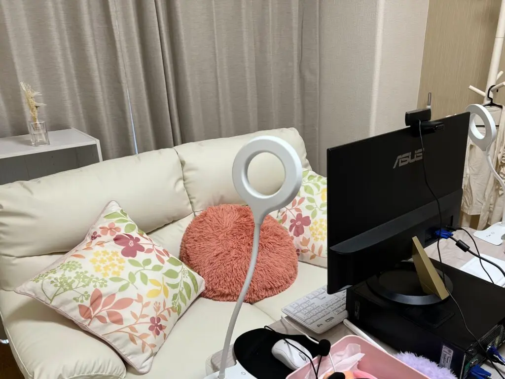 大阪・京橋でおすすめの大手チャットレディ事務所「ライバーサポートグループ京橋店」の店内写真。